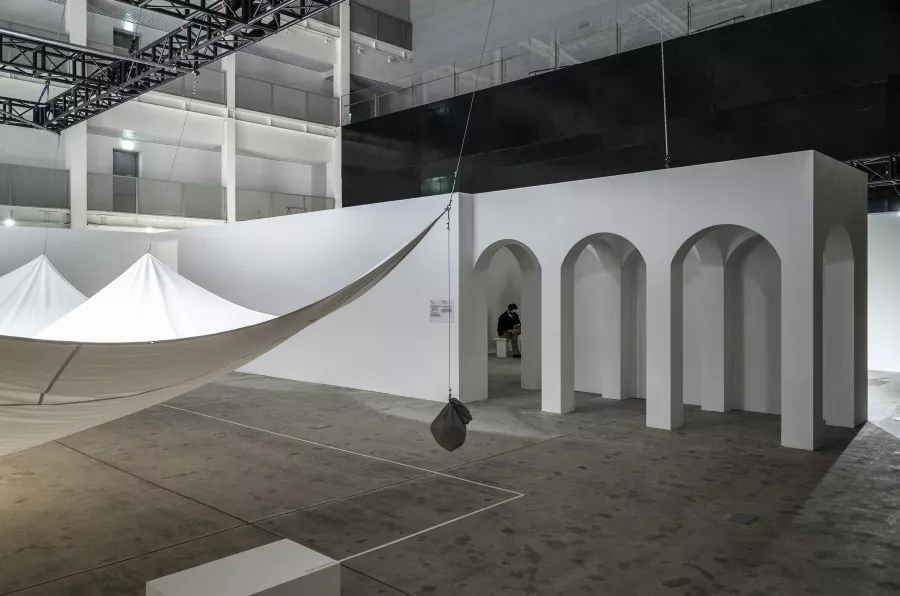 2020 ACC_R Residency Exhibition < BIOPHILIA: A handful of earth >