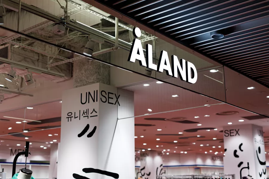 &Aring;LAND Osaka