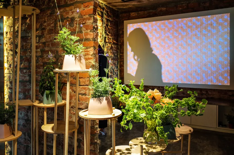 ARTS&CO X ELLE TRAVAILLE Exhibition