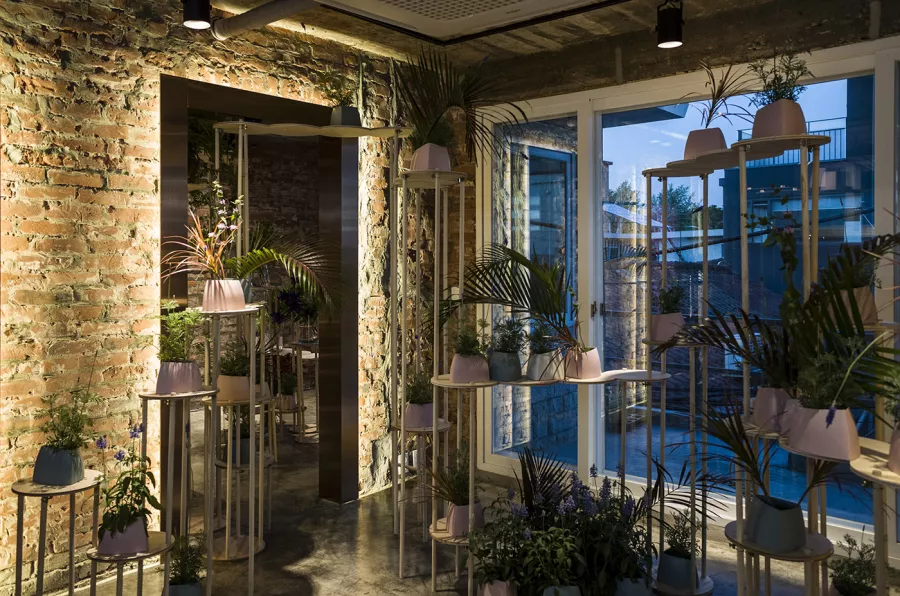 ARTS&CO X ELLE TRAVAILLE Exhibition