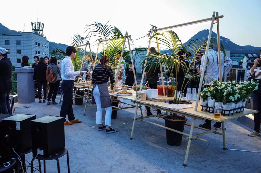 ARTS&CO X ELLE TRAVAILLE Exhibition